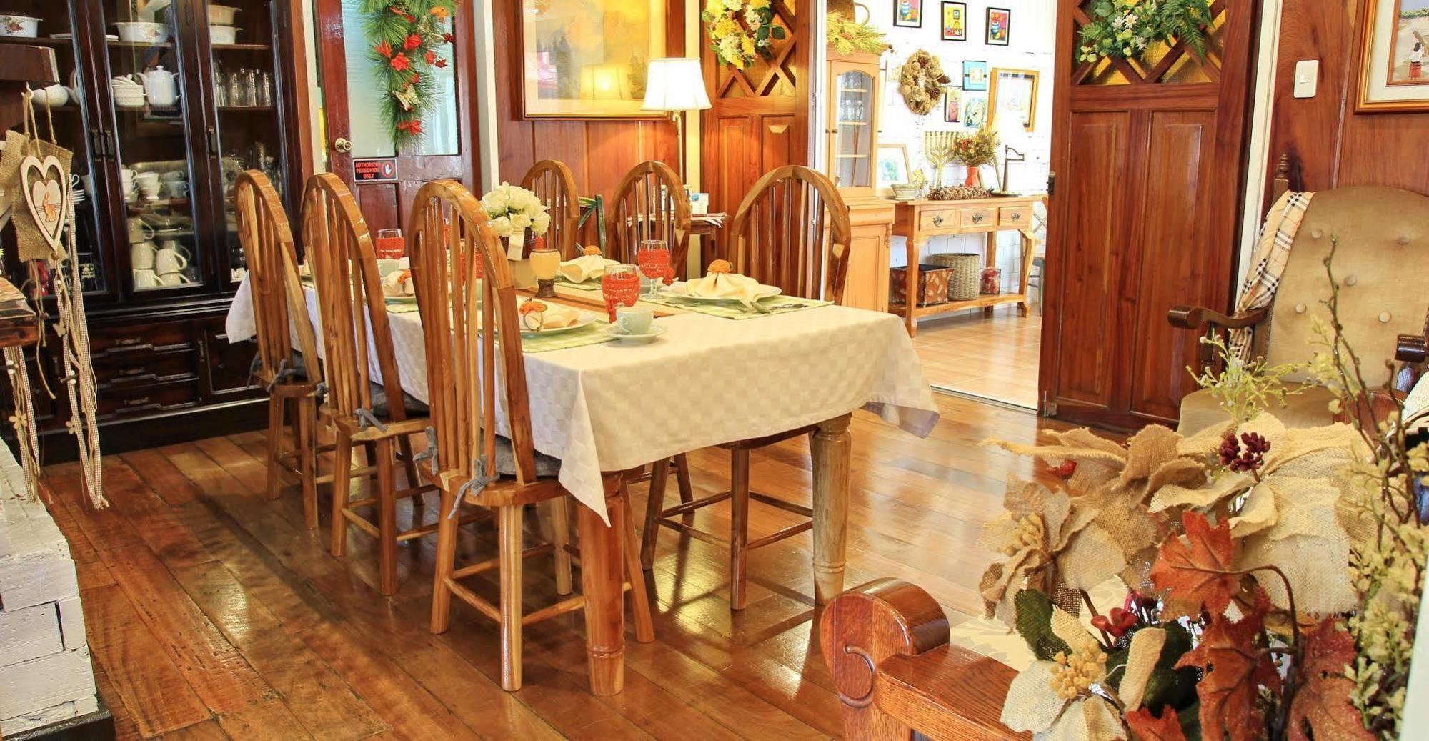 Guest Haven Chalet Baguio Bed And Breakfast Baguio City Ngoại thất bức ảnh